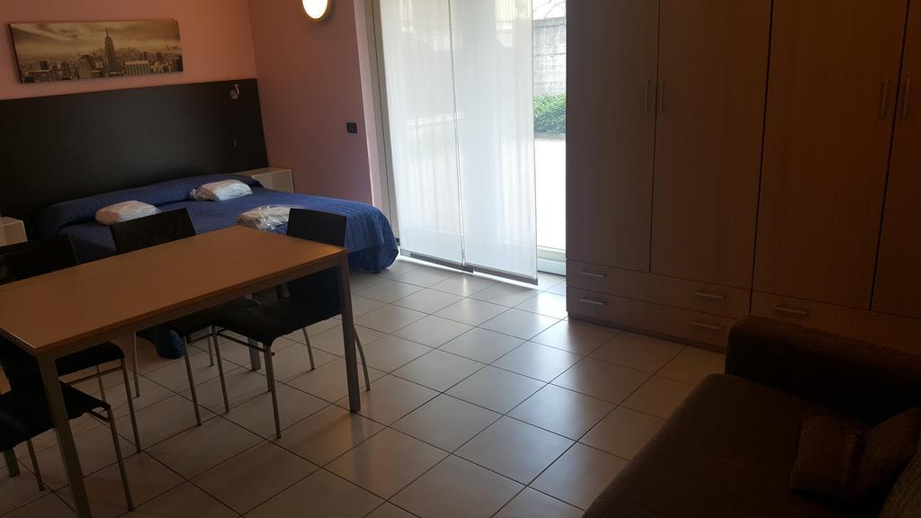 Residenza Villa Regina 몬차 외부 사진