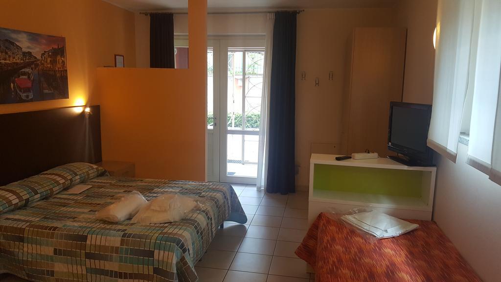 Residenza Villa Regina 몬차 외부 사진